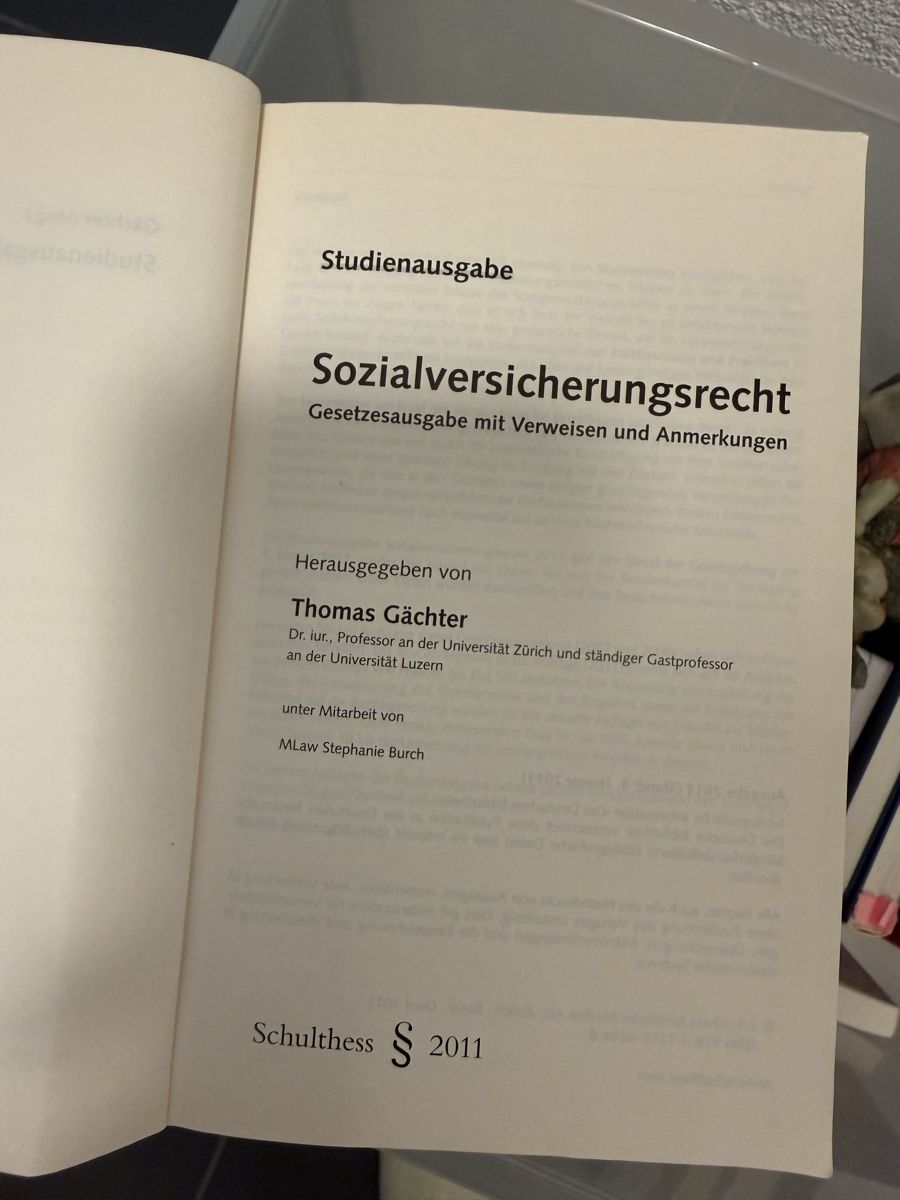 Libri: Sozialversicherungsrecht – Usato da Luzern venduto da bia_v2fl 1