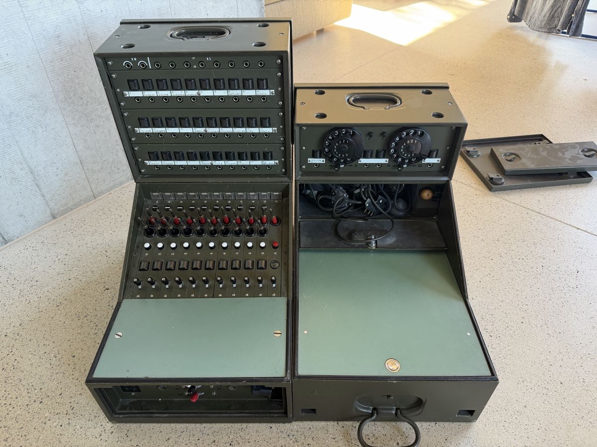 Telefoni: Telefonanlage Militaria – Usato da Stallikon venduto da Standpunktb