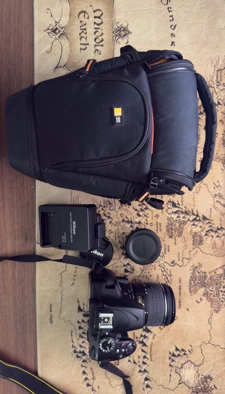 Nikon Fotocamera: Nikon D3400 und Nikkor AF-P 18-55mm – Usato da Zürich venduto da lou_p9cr 3