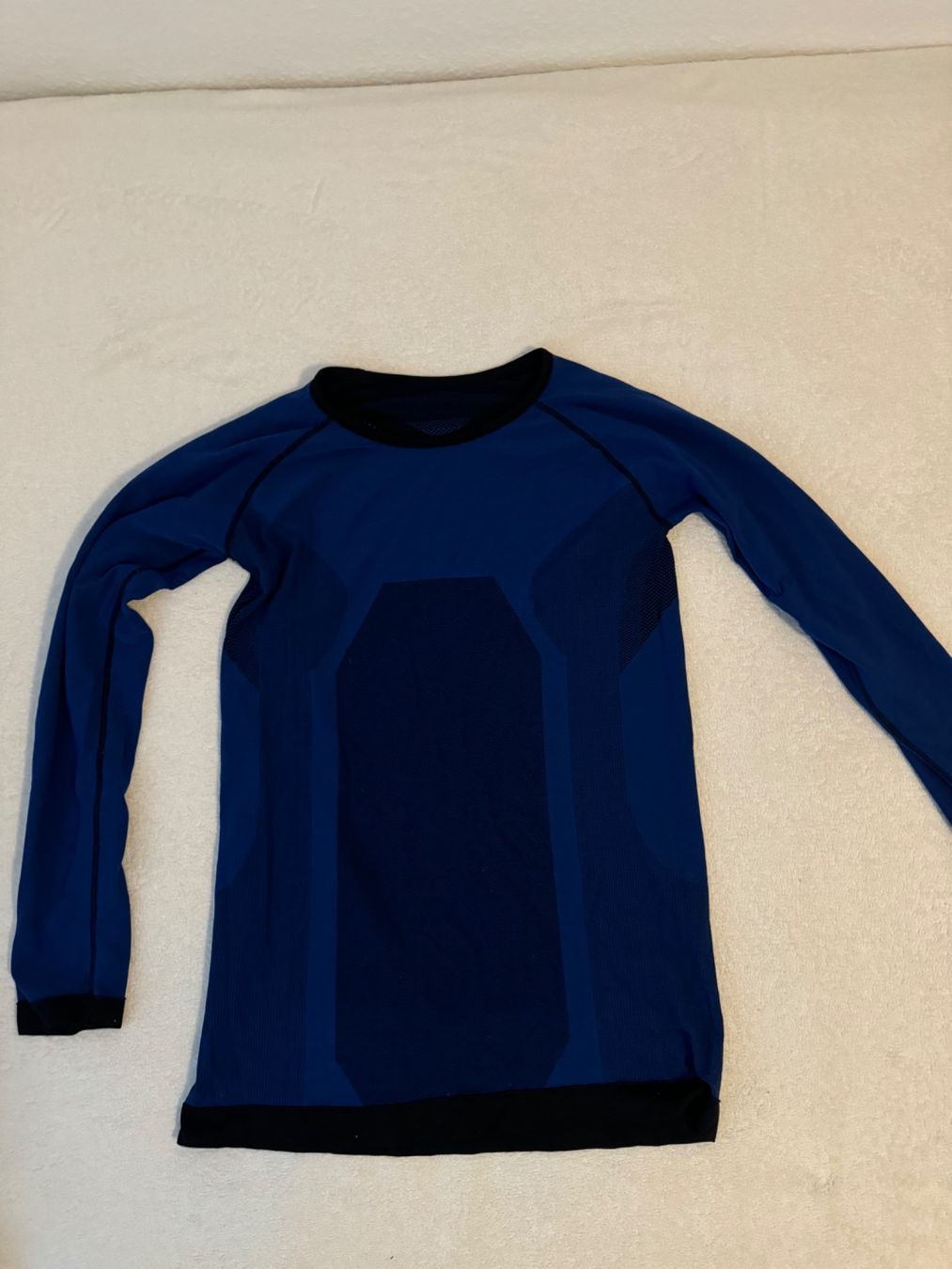 T-shirt: Funktionsshirt für Herren – Usato da kloten venduto da Sneki5 1