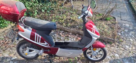 E scooter-roller