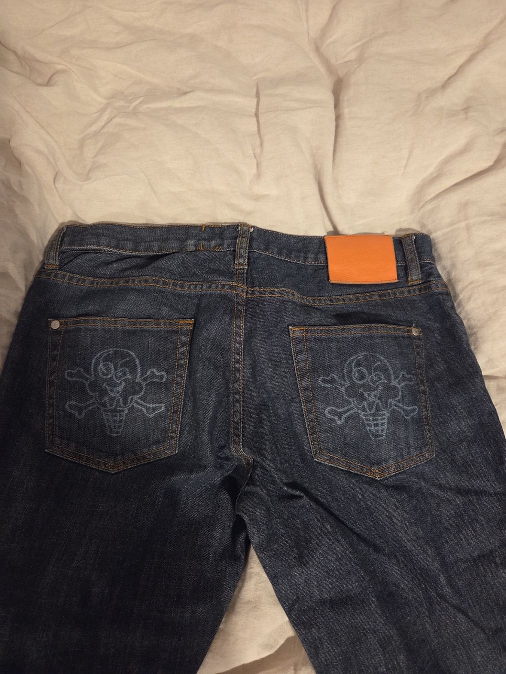 Jeans: Y2k lowwaist Jeans mit Print – Gebraucht aus Bern von leloskiosk 1
