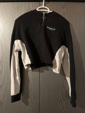 Pull crop top