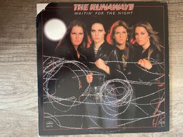 S59/The Runaways - Waitin' For The Night