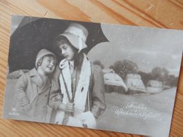 Antike Postkarte Kinder mit Schirm im Schnee Weihnachten