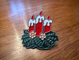 Pin Anstecknadel Weihnachtskerzen gebraucht gut erhalten