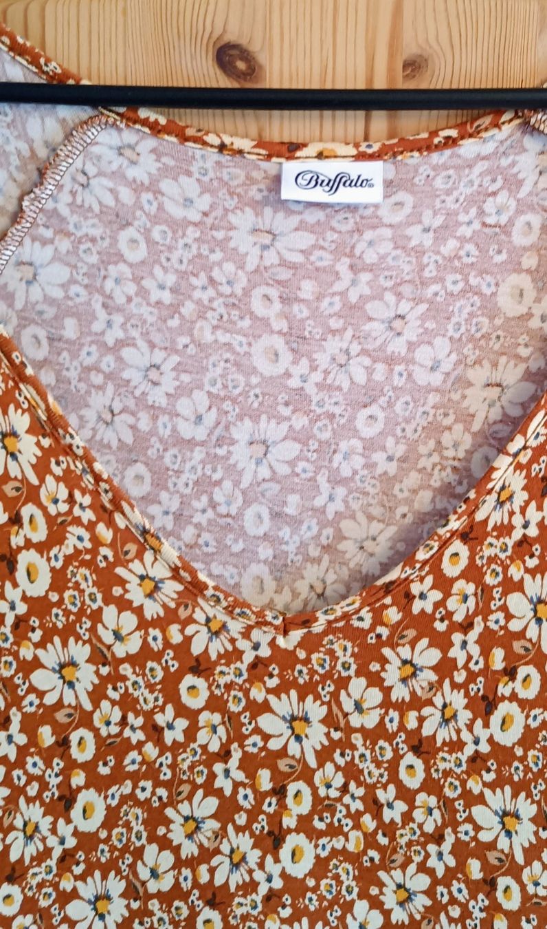 Buffalo Robes: Kleid geblümt . Grösse 38  – D'occasion à Elsau par lod_7hln 1