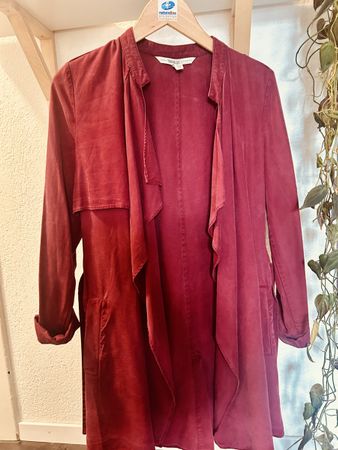 Zara Mantel, Grösse S, bordeauxrot