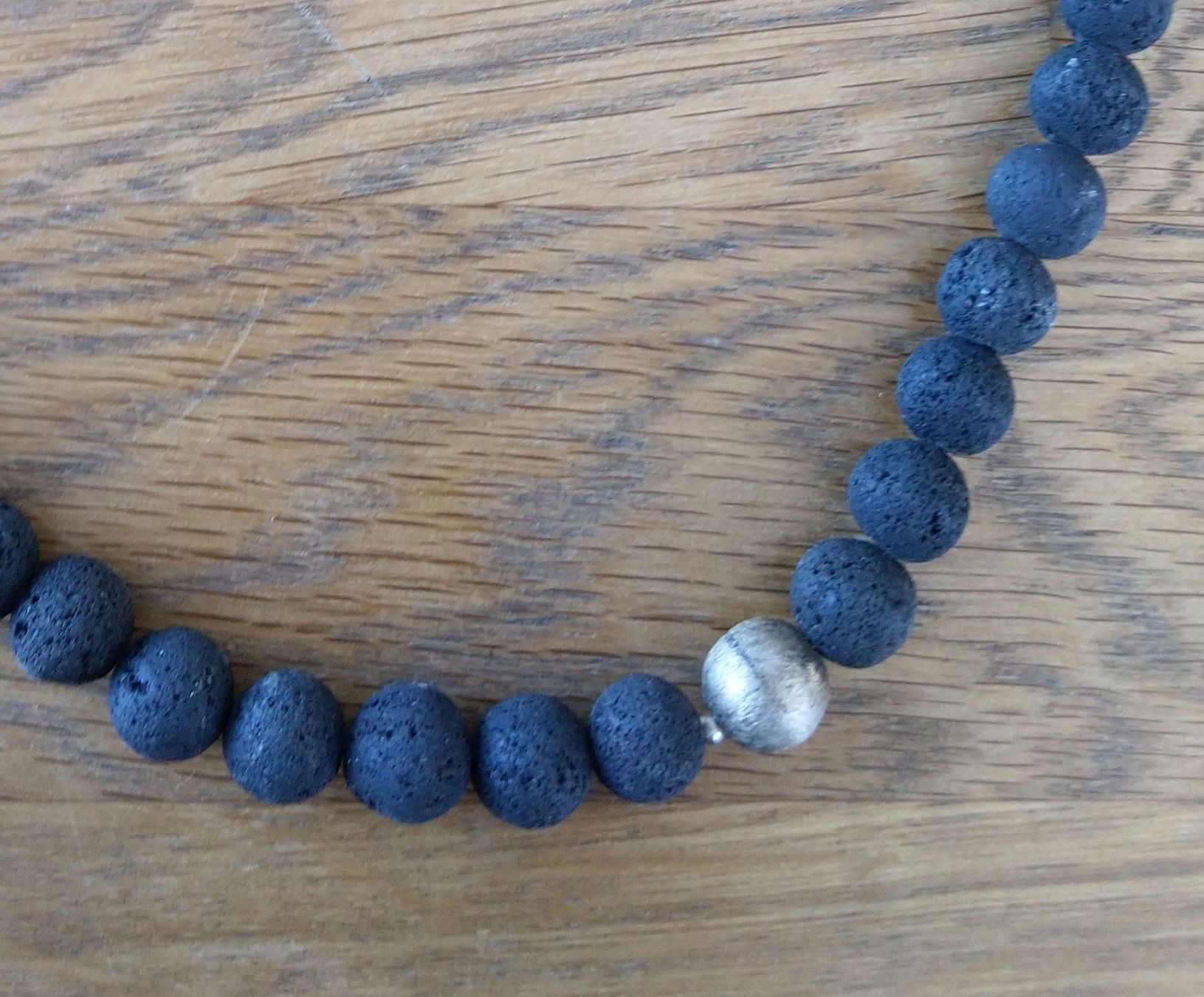 Catenine: KUGELI LAVA KETTE MIT  925 SILBER – Usato da Romanshorn venduto da BoutiqueA 2