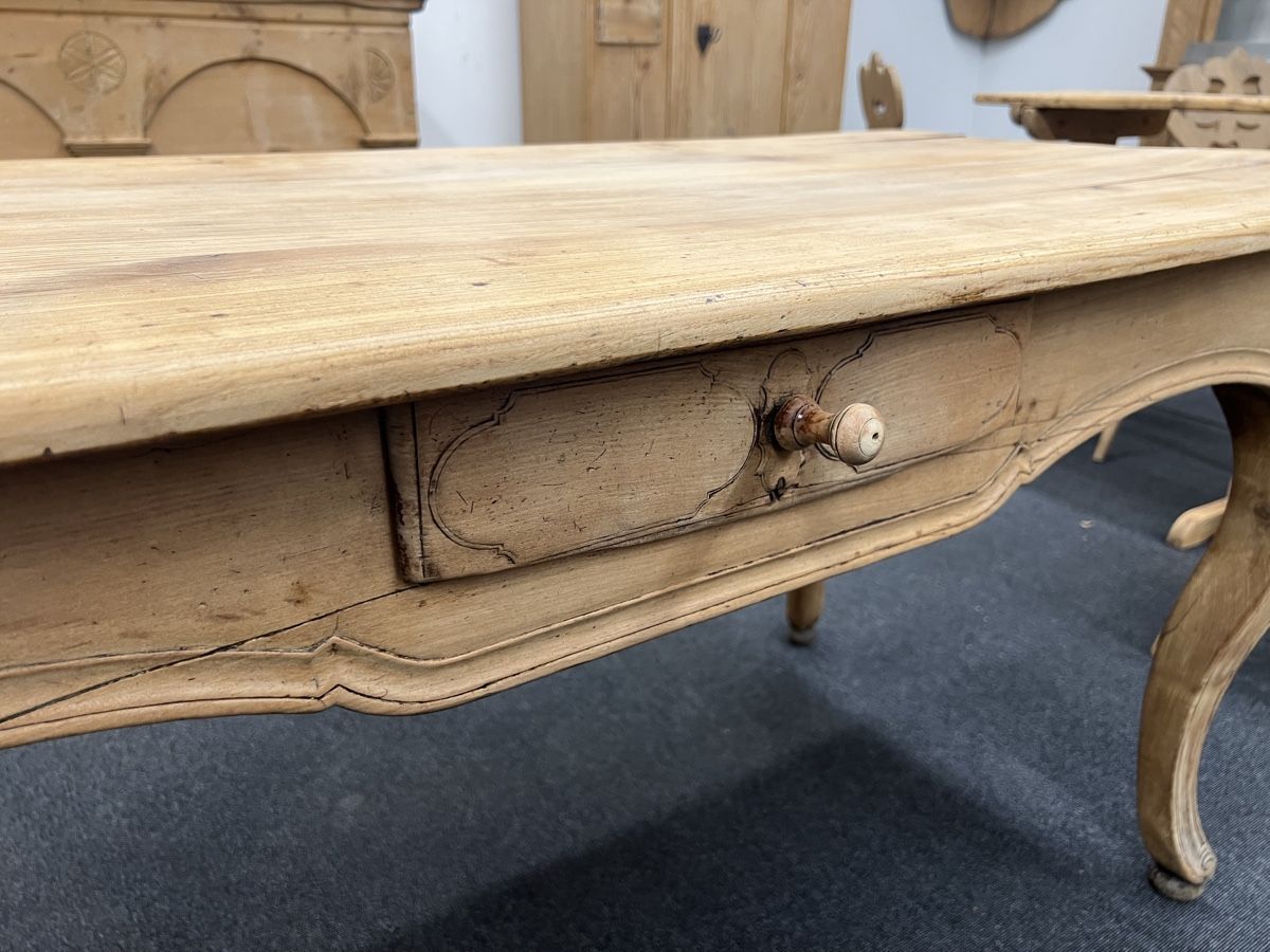 Tavoli: Barock Tisch – Usato da Gossau SG venduto da Keller-Antiques 2