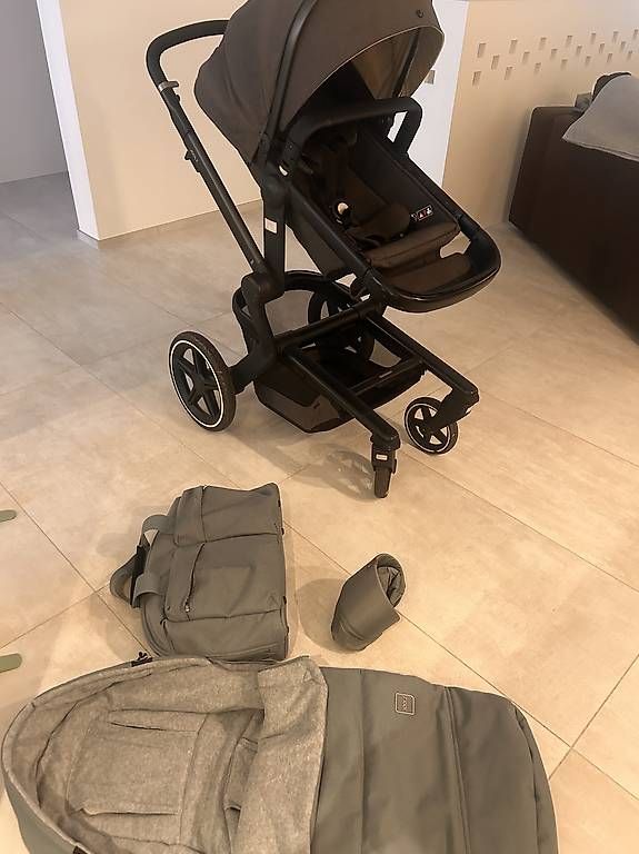 Joolz Carrozzine: Kinderwagen Joolz Day+ – Usato da Muttenz venduto da TiJoWa 1