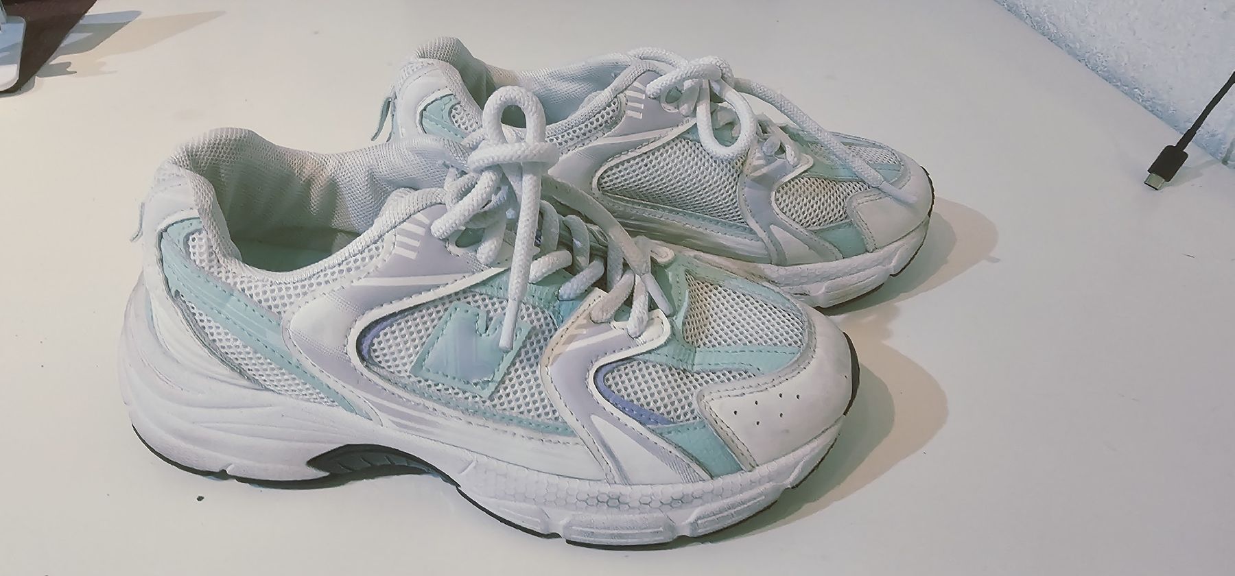 Chaussures femmes: Women's Trainers - 37 – D'occasion à Rorschach par Alles_9.90 1