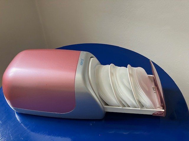 Contenitori & Simili: CD Box mit automat. Schublade 30CDs – Usato da Solothurn venduto da Zsusanna 2