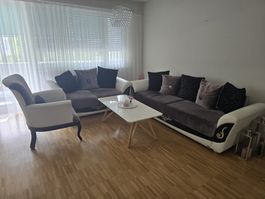 Elegante Sofagarnitur & Sideboard