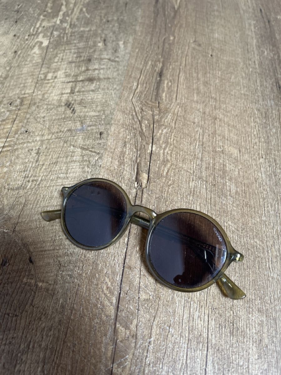 Occhiali & Lenti: Sonnenbrille Komono – Usato da Bever venduto da MeliTruffel