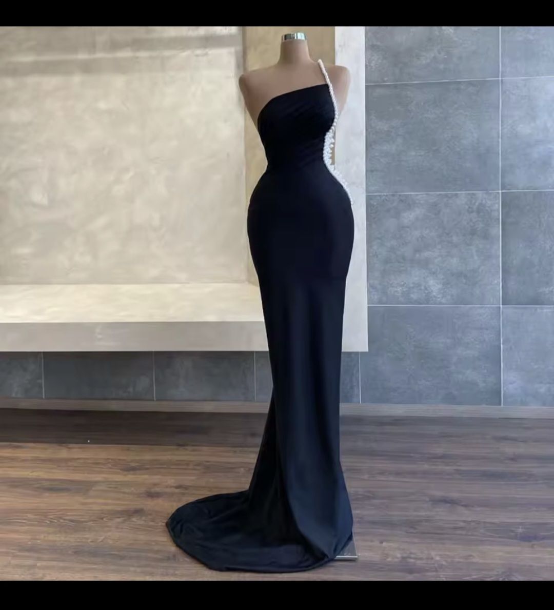 Robes: Robe soirée – Neuf avec emballage d'origine à Bulle par emm_kd8w