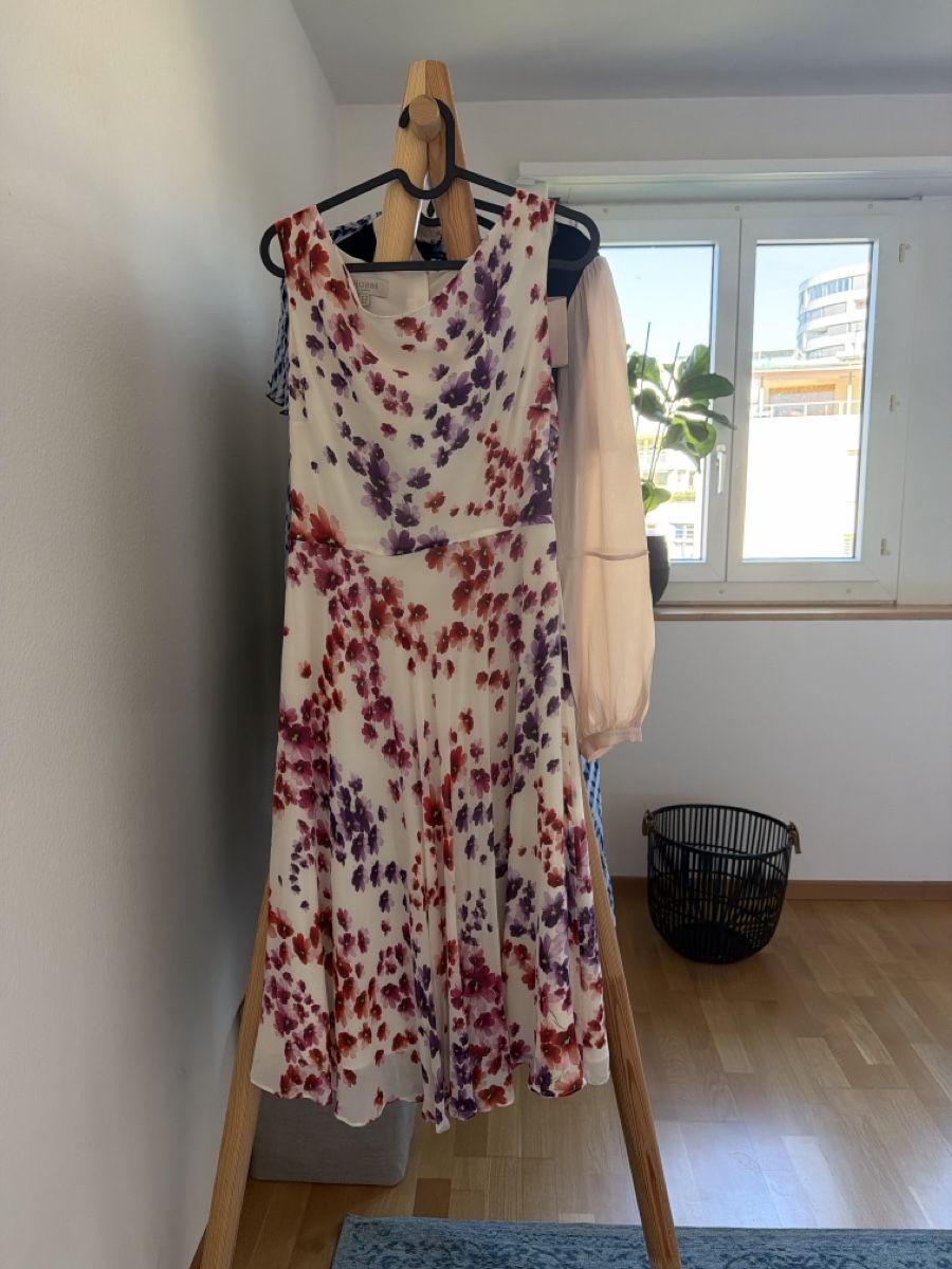 Vestiti: Designer Kleiderpacket Gr. S – Usato da Zürich venduto da sar_lv2d 2