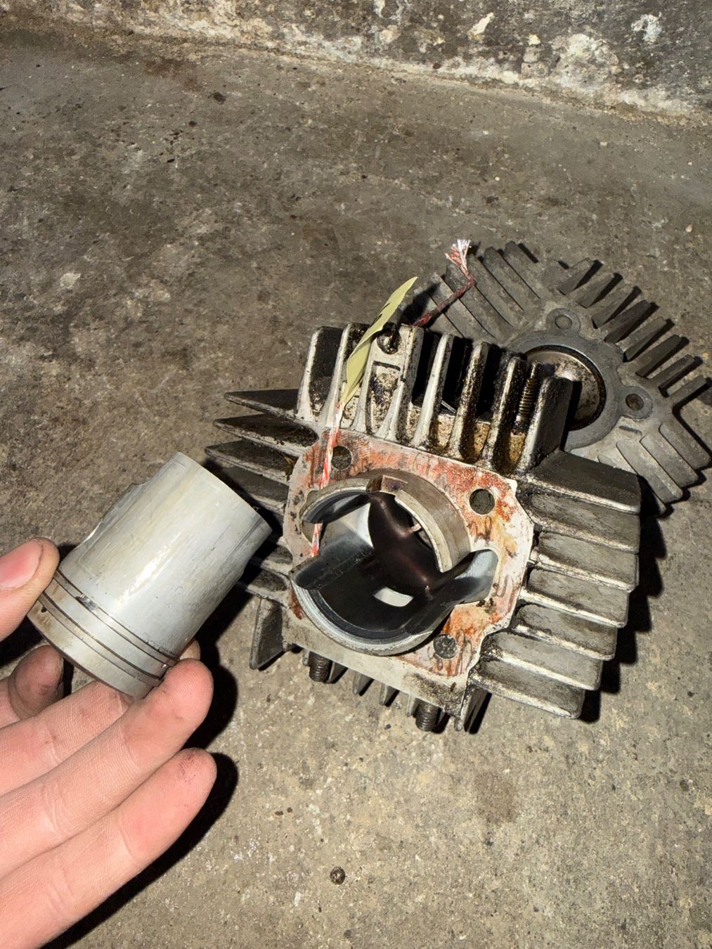 Puch Parti ricambio per ciclomotori: Puch Maxi/X30 Töffli Zylinderkit – Usato da Fahrni b. Thun venduto da berger_tuning34 3
