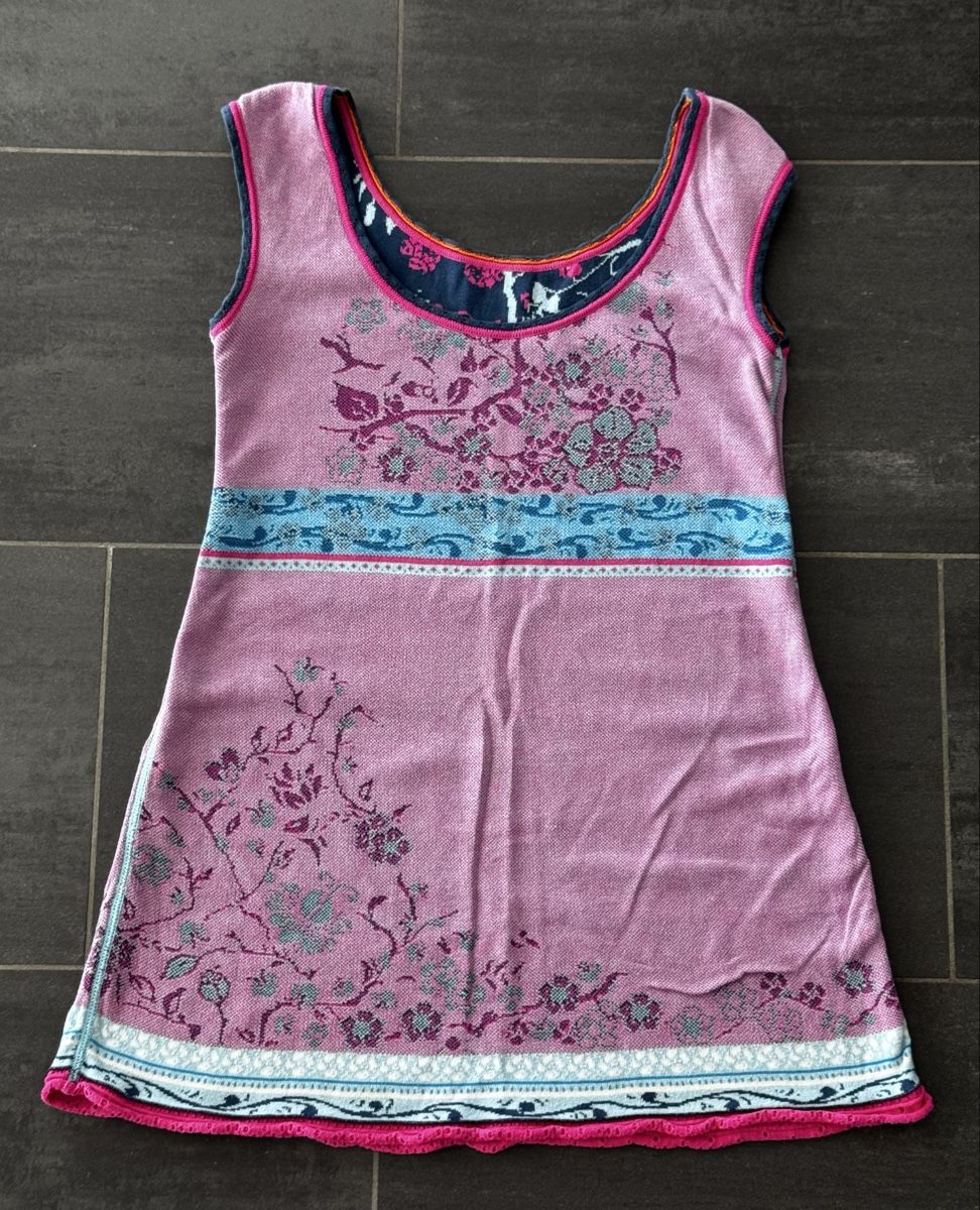 Top: Oberteil ohne Ärmel -Reversibel – Usato da Wiesendangen venduto da Genitiv 1