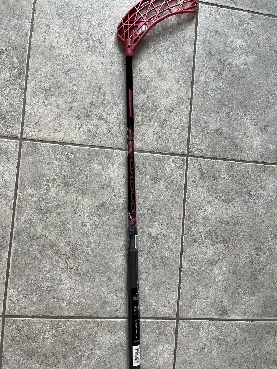 Unihockey: Oxdog Sense Hes 27, links, neu – Nuovo e nell'imballaggio originale da Aarau Rohr venduto da Sheeno