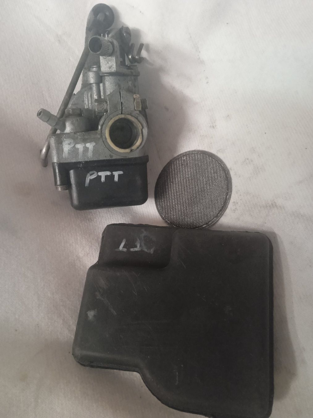 Piaggio Parti ricambio per ciclomotori: Piaggio Si Ptt Vergaser.Orig.Komplett – Usato da Fulenbach venduto da Elektronik 1