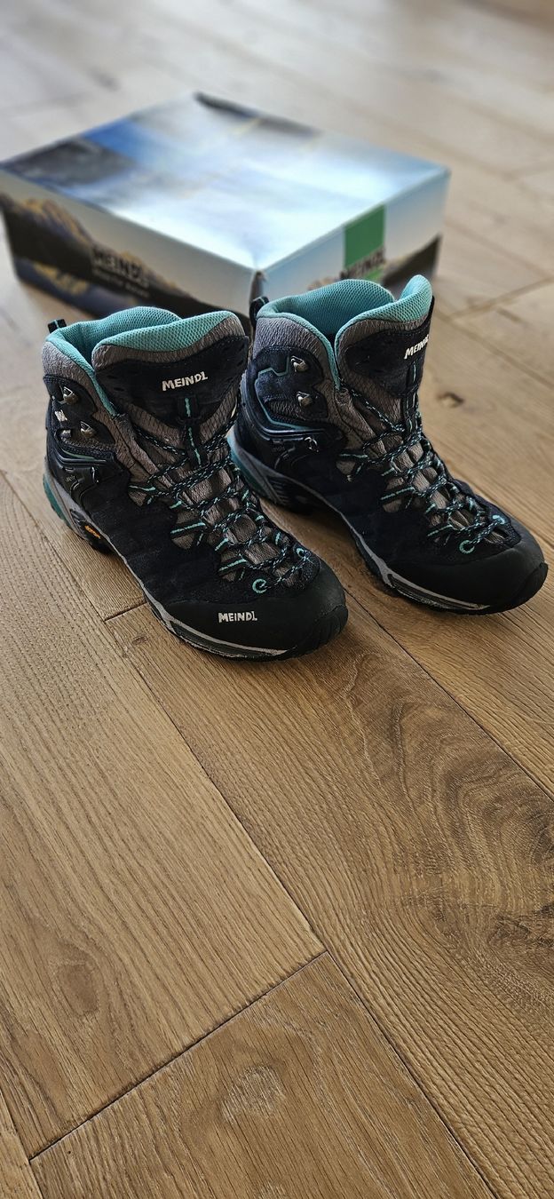 Meindl Herrenschuhe: Meindl Wanderschuhe – Gr. 39/40 – Gebraucht aus Arconciel von Mirio