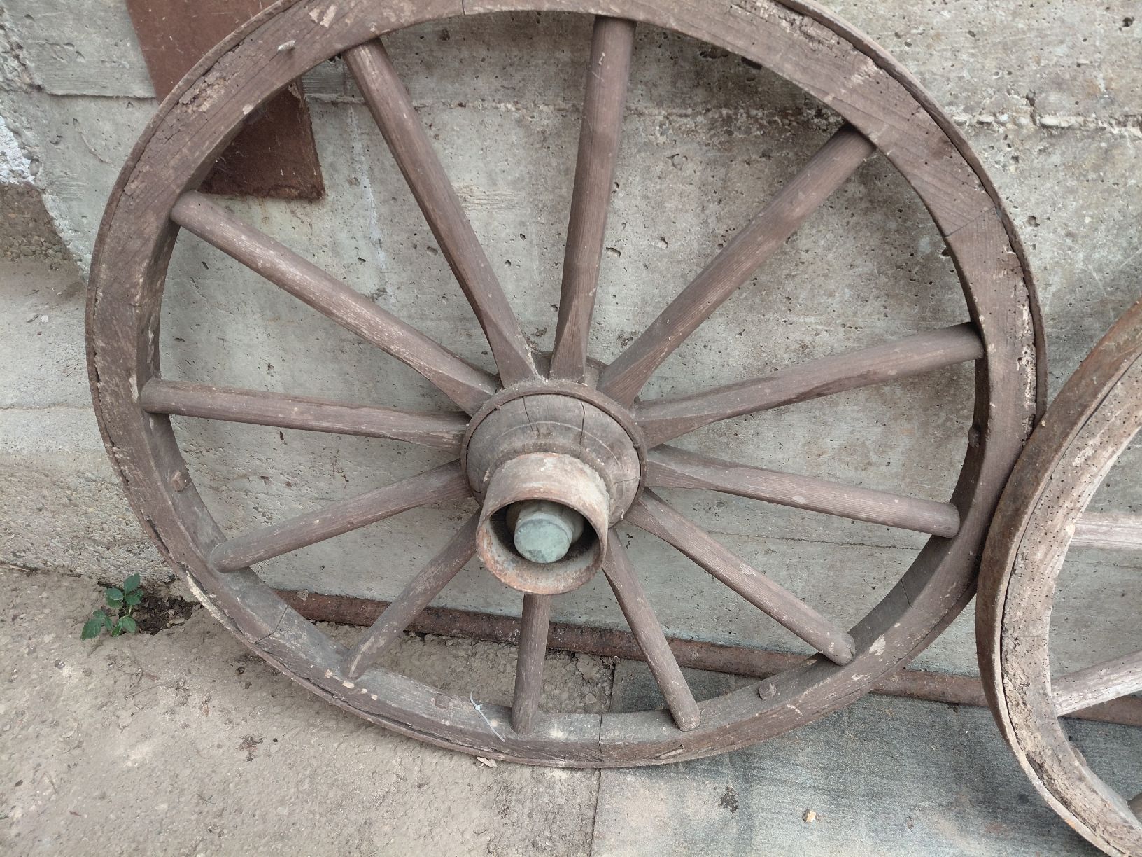 Pneumatici & Ruote complete: Zwei Wagenräder – Usato da Ennetbühl venduto da Marlon79 2