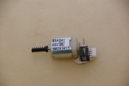 Motor mit Platine und Antriebsschnegg