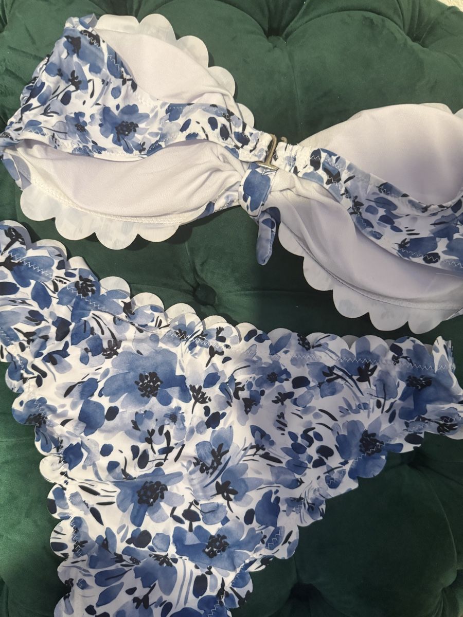 Costumi da bagno & Bikini: Sommer Bikini Set mit Blumenmuster, Grösse M - Neu! – Nuovo e nell'imballaggio originale da Emmen venduto da t_a_n88x 2