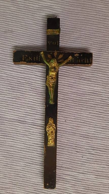 Statuette: Kruzifix antik – Usato da Giswil venduto da aethra
