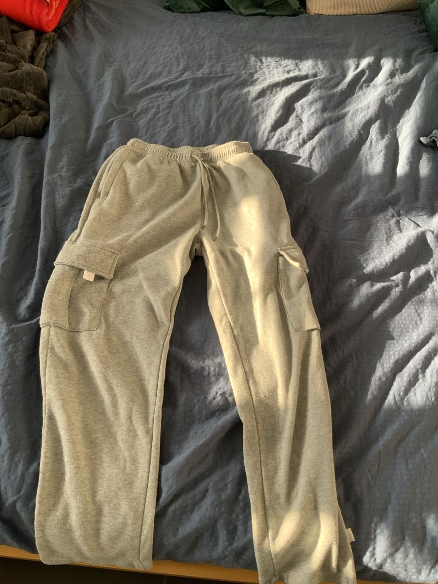 Pantaloni: Pantalon de jogging cargo confortable-Taille M-Comme neuf! – Usato da Murist venduto da MRVJ02