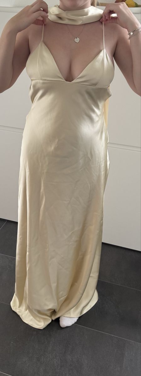 Zara Vestiti: Kleid Zara – Nuovo (secondo la descrizione) da Langendorf venduto da cheyenne_04 2