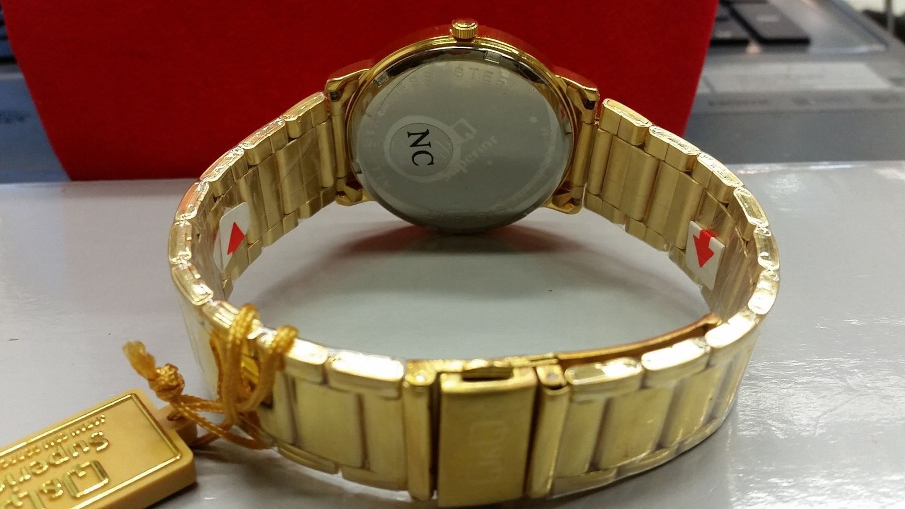 Q&Q Montres: Neu und Ungetragen – Neuf avec emballage d'origine à Adliswil par prince65 6