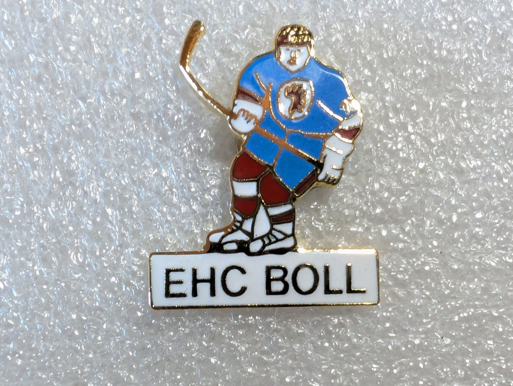 Placchette & Badge: Ansteckpin 287: EHC Boll – Usato da Oppligen venduto da Pin-Fall-Shop