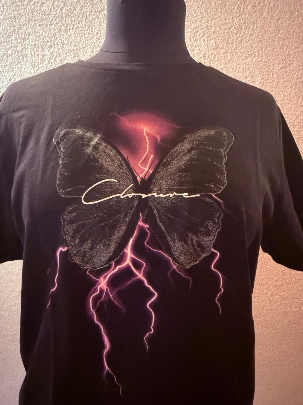 T-shirt: T-Shirt – Nuovo (secondo la descrizione) da Oberbalm venduto da M32V4 1