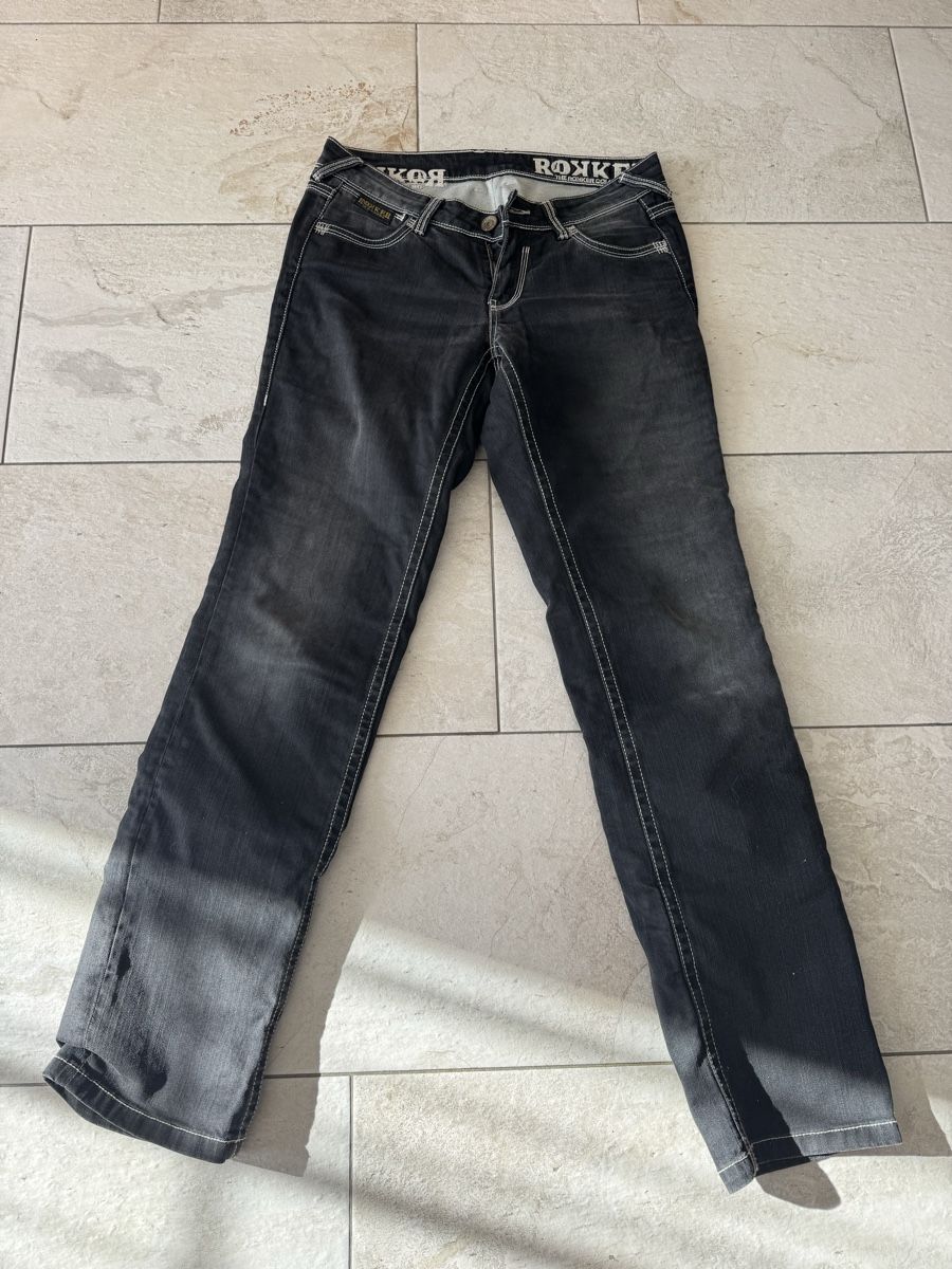 Rokker Jeans: Rokker Jeans schwarz Gr.29/34 – Usato da Seewen SO venduto da Muggi3 1
