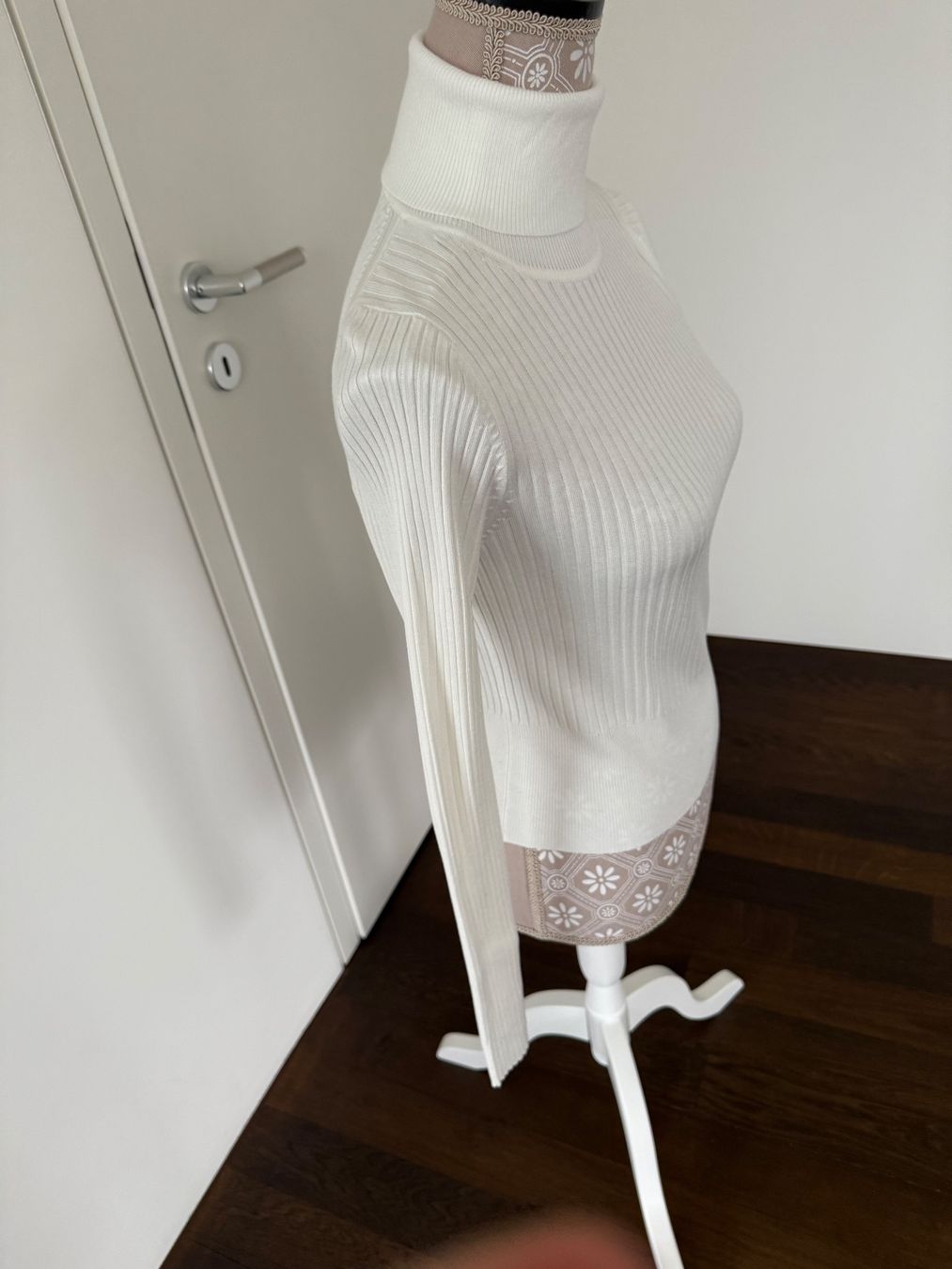 Zara Maglioni & Felpe: Zara Rollkragenpulli Gr.S – Nuovo e nell'imballaggio originale da Balzers venduto da Lissi57 3