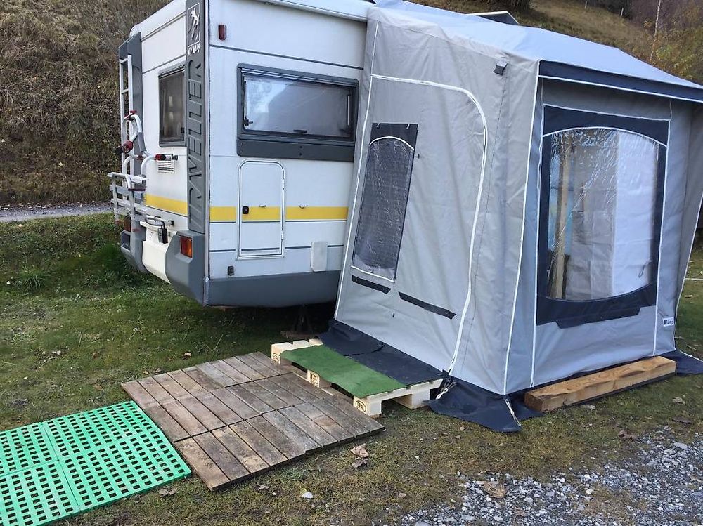 Camping Vorzelt 1