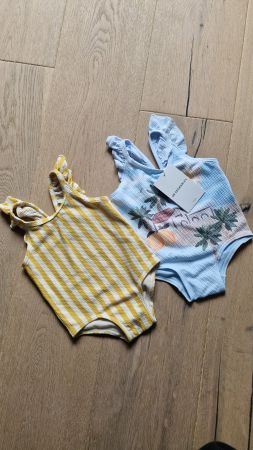 Lot de 2 maillot de bain bébé, H&M adorable, taille 74