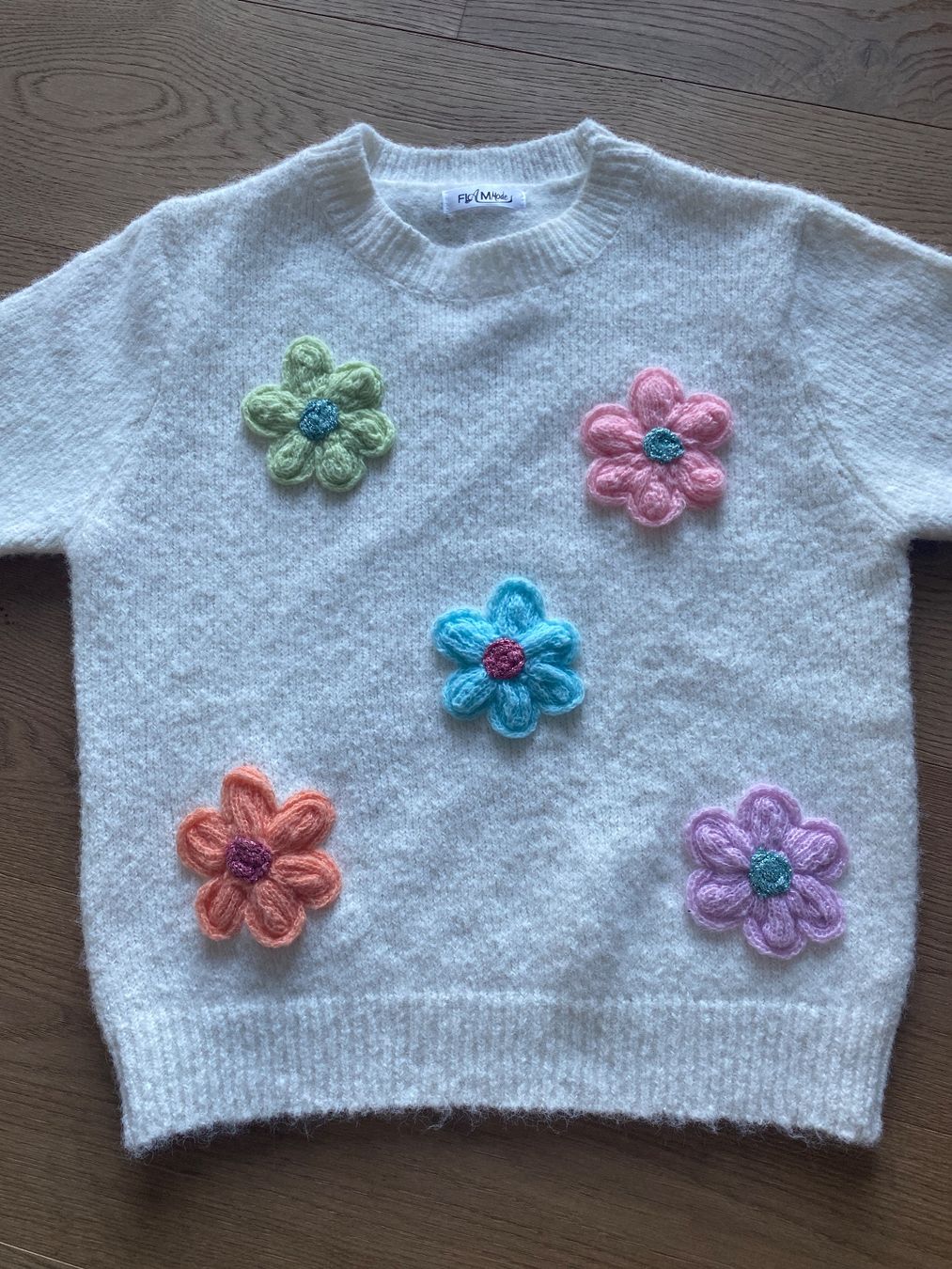 Maglioni & Felpe: Strickpullover mit Blumen – Usato da Erlenbach ZH venduto da baa_w7jc