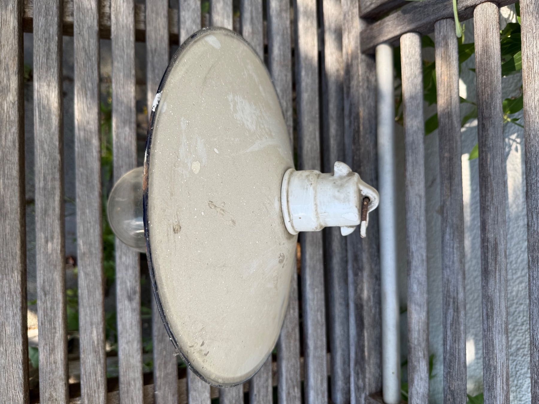 Lampadari & plafoniere: Antike Emaille Lampe mit Kolbenglas Deckenleuchte alt – Usato da Affoltern am Albis venduto da jonas1009 2