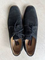 Schwarze Wildleder Schuhe