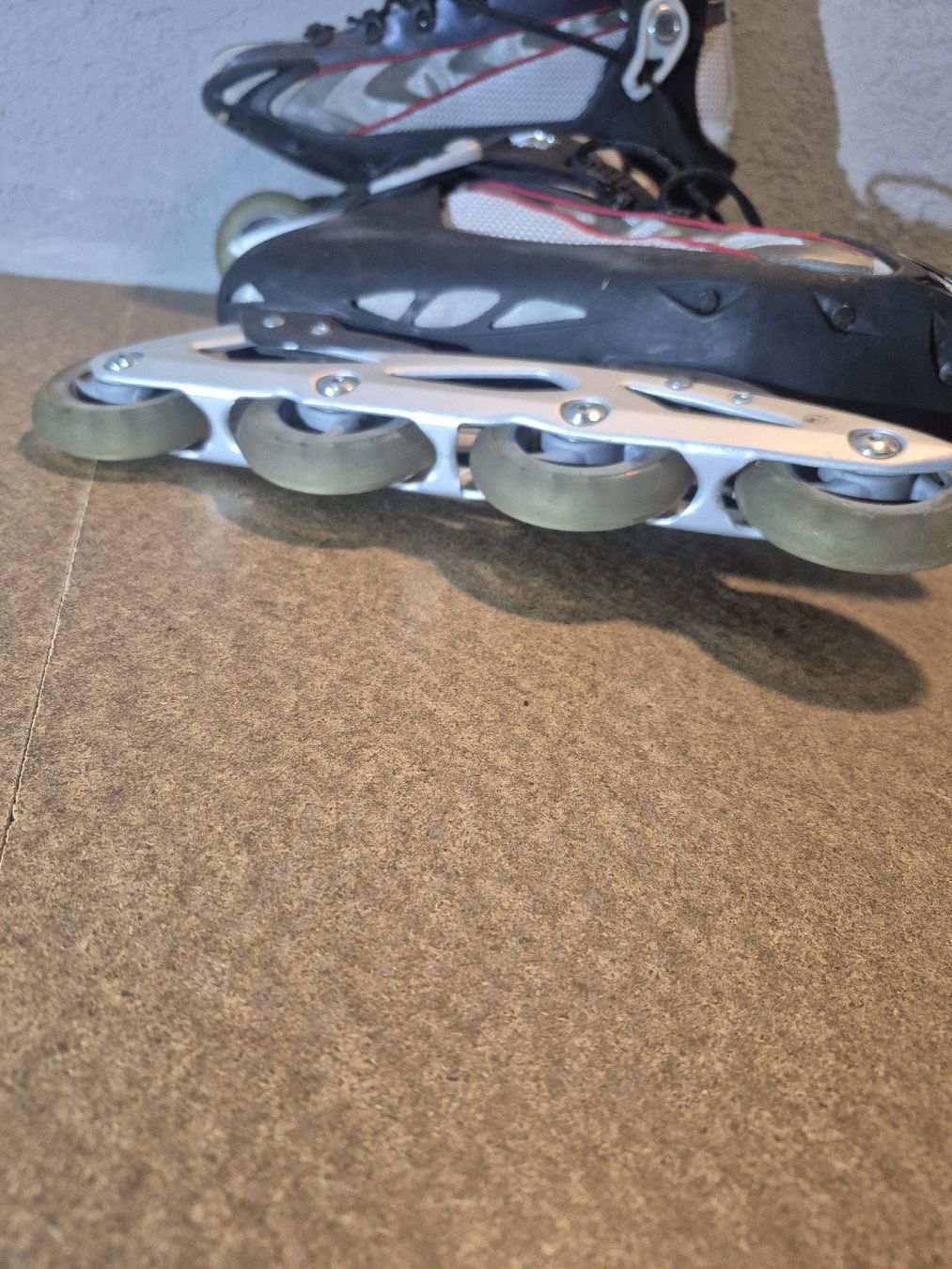 Pattini in linea & Pattini a rotelle: Roces Inlineskates Grösse 46 – Usato da Schmitten FR venduto da KaDa81 2