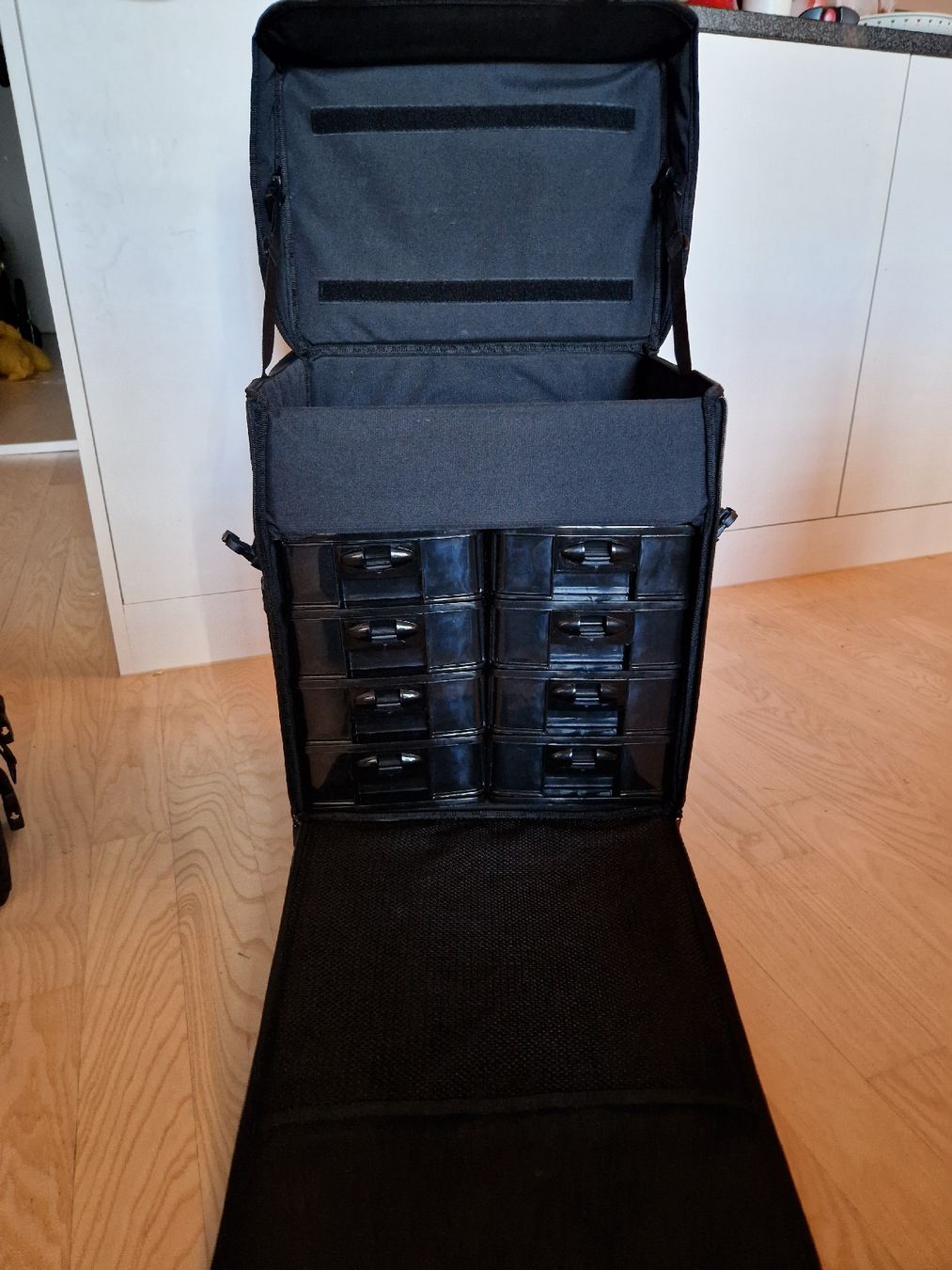 Make-up: MINUTE Cosmetics Profi Kosmetikkoffer – Usato da Winterthur venduto da Sterndli013 3