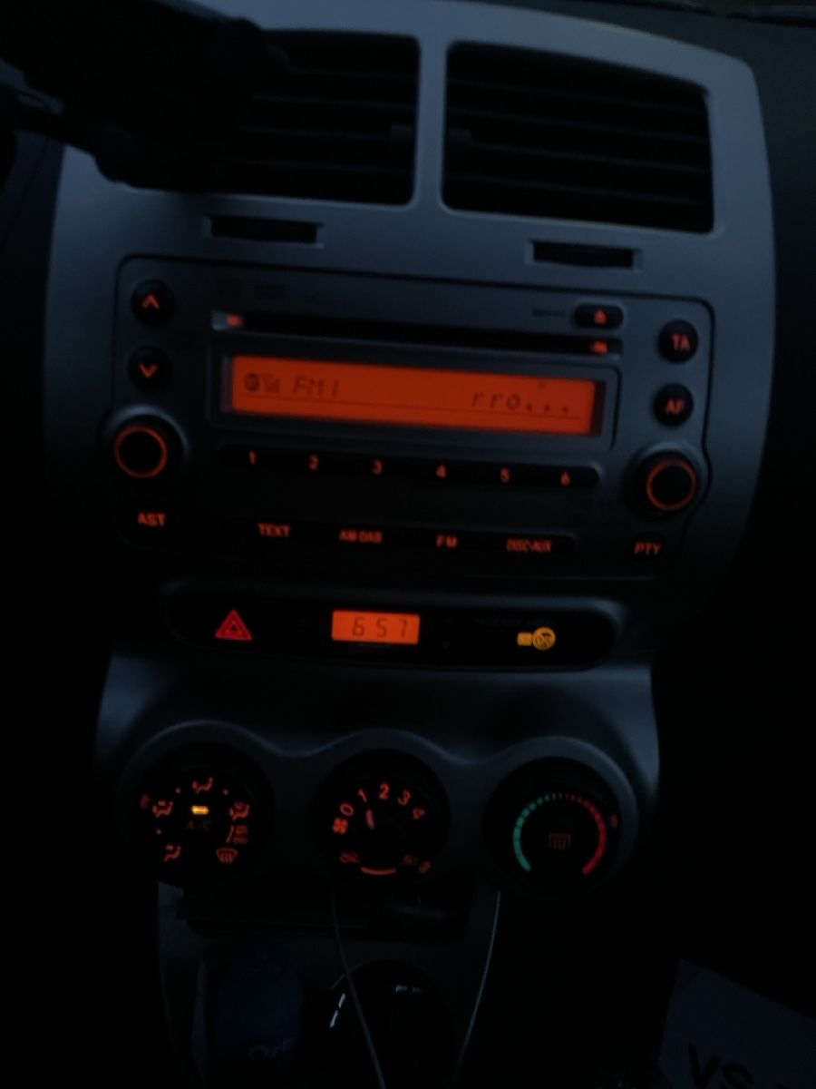 Toyota Autos: Toyota Urbain Cruiser – D'occasion à Naters par brunteles 5