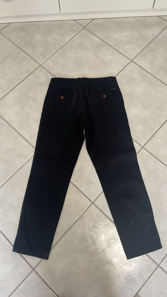 Jack & Jones Pantalons: Pantalon Chino Coton – D'occasion à Delémont par gabrielquintas9