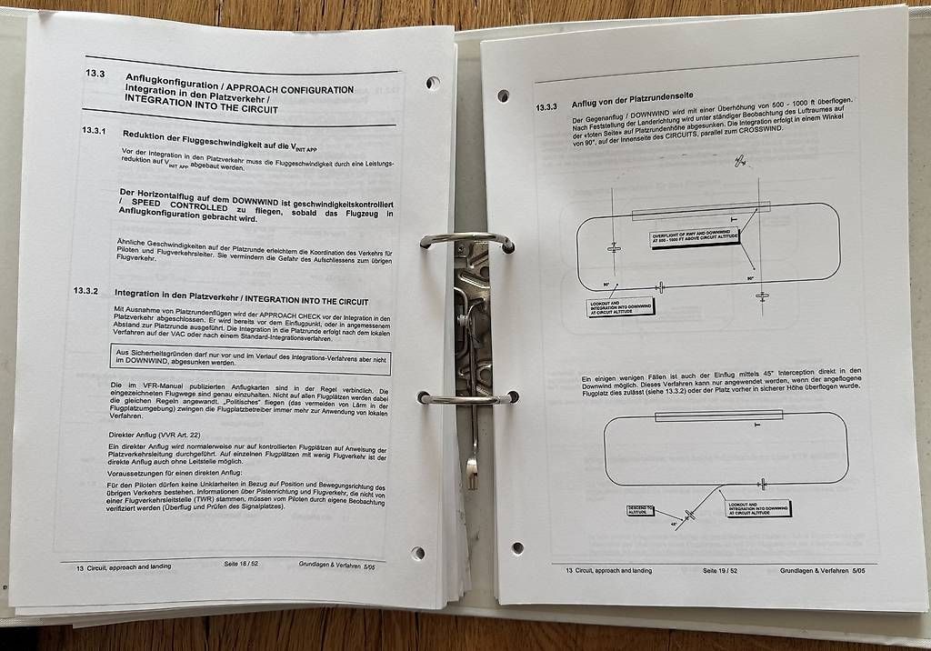 Ordner: Ordner Fliegerische Basisausbildung  – Gebraucht aus Glattfelden von C750 3
