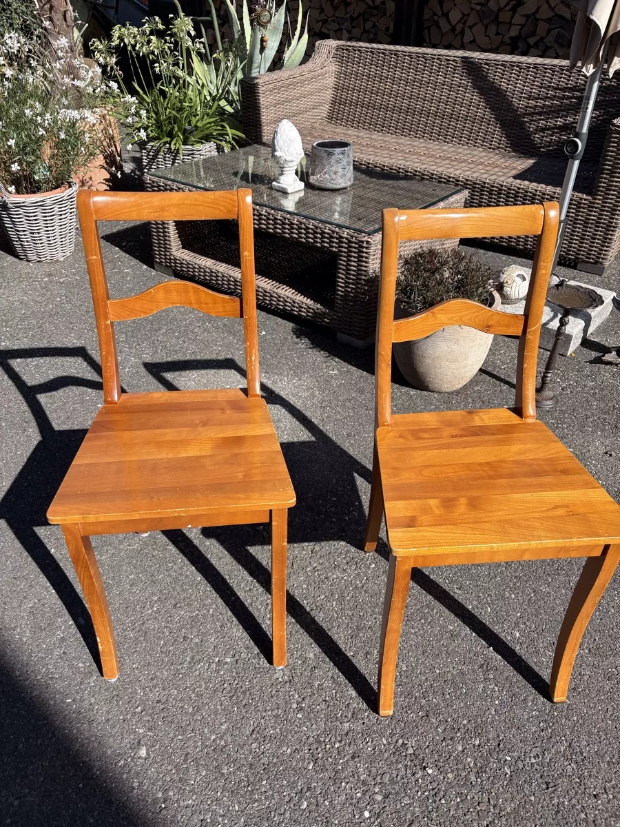 Sedie: 2 Stabile Holzstühle – Usato da Würenlos venduto da maxli012 3