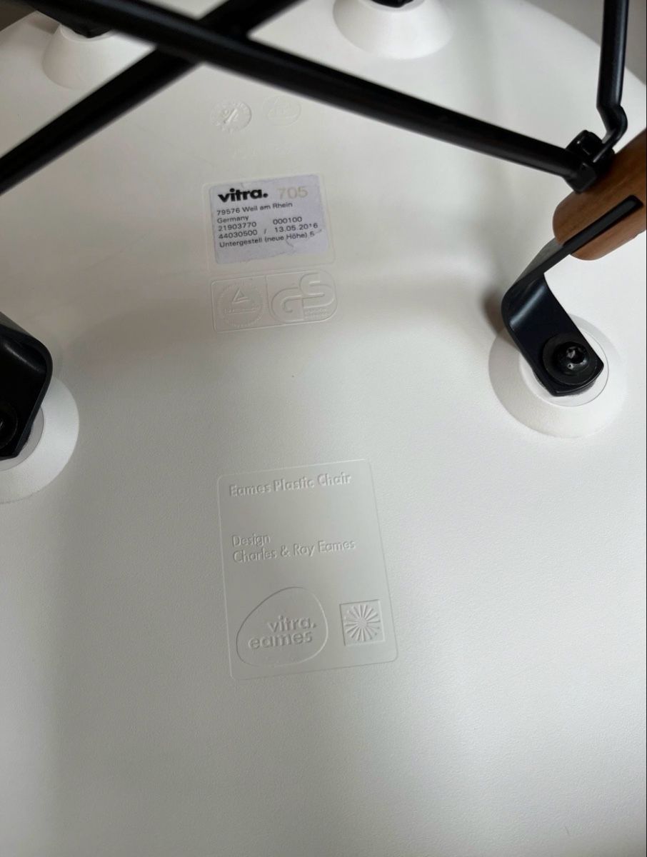 Vitra Sedie: Vitra Eames Plastic Chair – Usato da Rietheim venduto da car_86dz 7