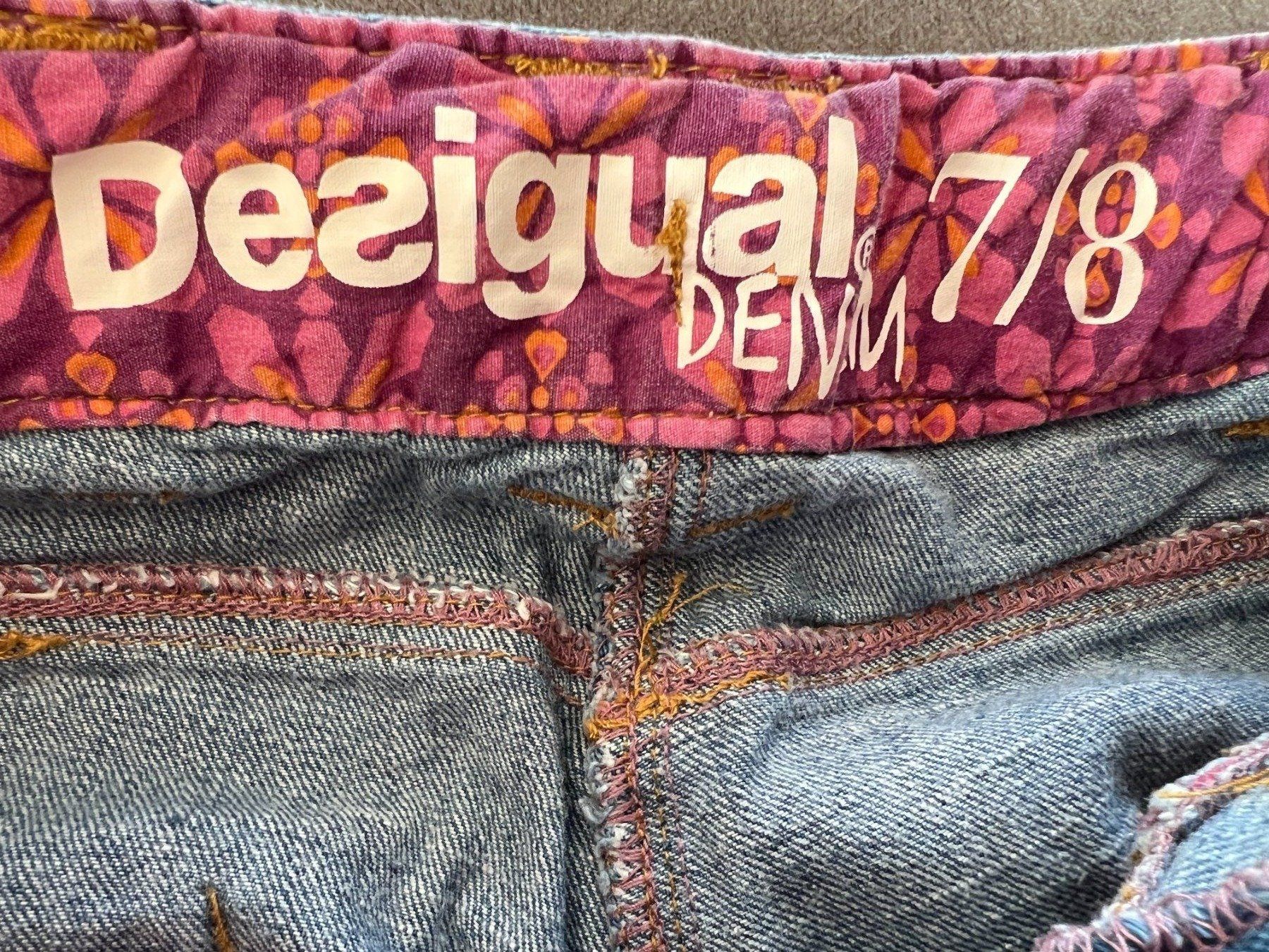 Desigual Pantaloni: Desigual Kinderjeans 7-8 Jahre – Usato da Balzers venduto da Alannah 3